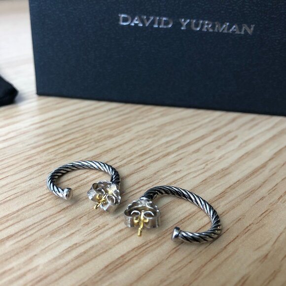 Amazing David Yurman Sculpted Cable Hoop Earrings in 925 Sterling Silver - Picture 4 of 8